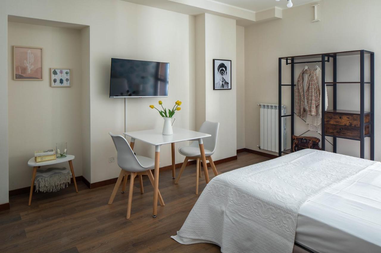 Brother'S Como Lake Suite Acquaseria Esterno foto